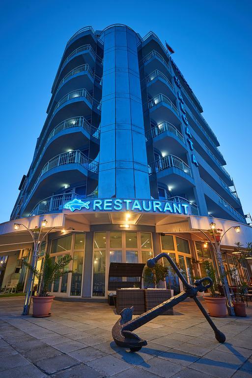 Family Hotel Regata بوموري المظهر الخارجي الصورة
