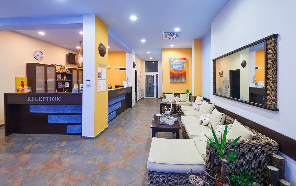 Family Hotel Regata بوموري المظهر الخارجي الصورة